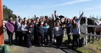 Clubes de Linares aportan sesiones de hipoterapia para niños Clubes de Linares aportan sesiones de hipoterapia para niños