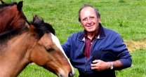 Edgardo Angulo, un profesional que evidenció su amor por los caballos Edgardo Angulo, un profesional que evidenció su amor por los caballos