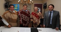 Firma de convenio da vida a estación de monta equina en Colina Firma de convenio da vida a estación de monta equina en Colina
