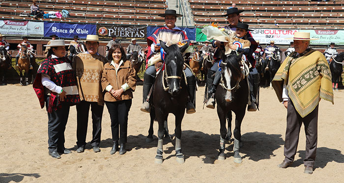 Valentina Hernández y Yeny Troncoso conquistaron la Serie Promocional Femenina en Rancagua