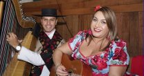Carmencita Valdés y canción de la campaña: Llega al corazón de la gente Carmencita Valdés y canción de la campaña: Llega al corazón de la gente