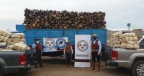 Corraleros y Criadores de Cuyo aportaron alimentos y leña para ayudar a familias necesitadas Corraleros y Criadores de Cuyo aportaron alimentos y leña para ayudar a familias necesitadas