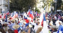 Histórico y multitudinario Banderazo: El mundo huaso alzó la voz en la Convención Constitucional