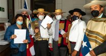 La potente carta entregada a los integrantes de la Convención Constitucional: La potente carta entregada a los integrantes de la Convención Constitucional: