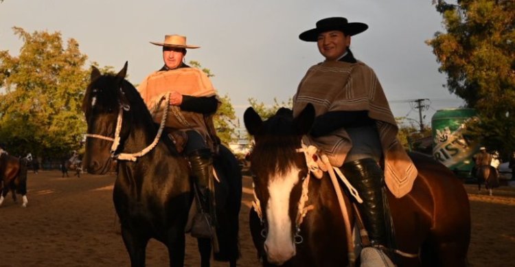 Escuela de Rodeo y Rienda de Yeny Troncoso inició nueva etapa ahora en Monteáguila