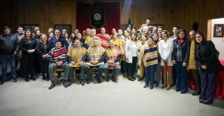 Club Máfil premió a Juan Carlos Loaiza en su primer año de existencia