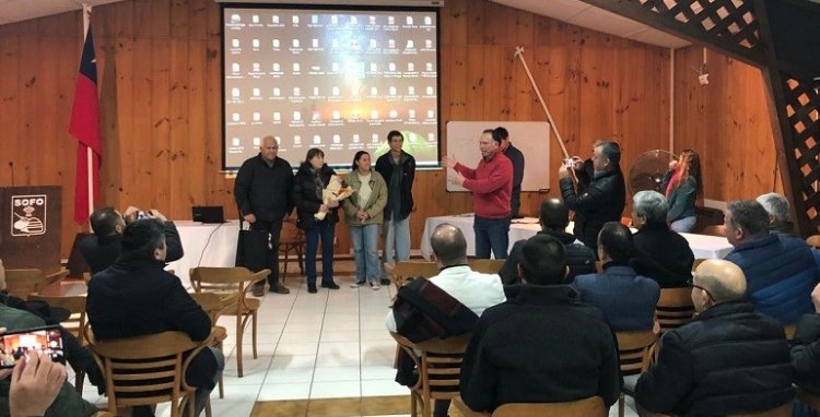 Criadores de Cautín homenajearon a socio Rodrigo Fuentes en su Asamblea General