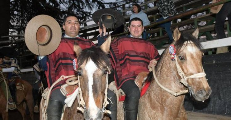 Oliva y Lemus ganaron con emoción definición el Provincial del Club El Melón