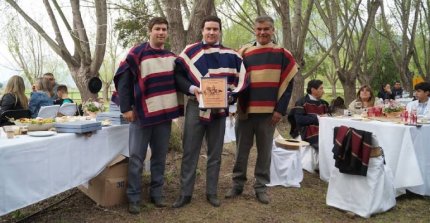 Asociación Santiago Poniente realizó familiar premiación para su Cuadro de Honor