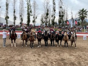 Los jóvenes se lucieron en el Barrilete de la Semana de la Chilenidad