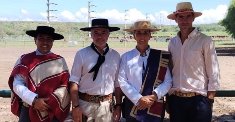 Aspirantes a jurados vivieron importante experiencia en Final de Rienda de Argentina