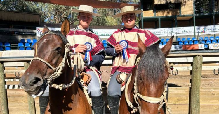 Meza y Goycoolea sacaron ventaja en dos toros para ganar la Primera Libre A