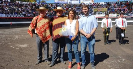 La ceremonia previa de la Serie de Campeones del Clasificatorio Norte de Melipilla