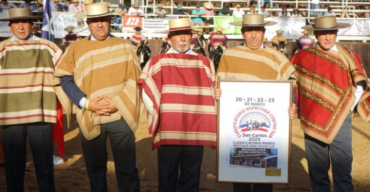 Repechaje de San Carlos tuvo su inauguración con emotivos reconocimientos