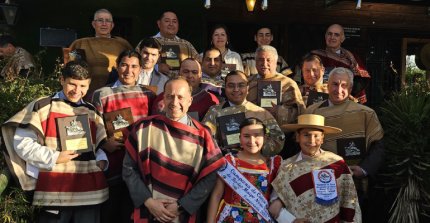 Asociación Maipo Norte celebró a los terceros campeones de Chile en premiación de su Cuadro de Honor