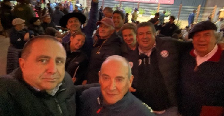 Criadores chilenos vivieron su primera jornada en Esteio acompañados por la lluvia