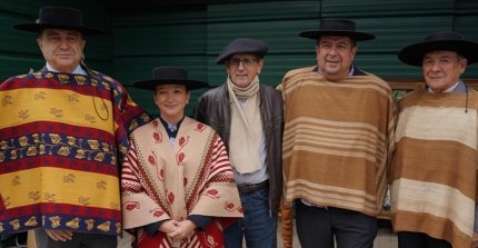La opinión de la delegación presente en el Freno de Oro: Impresiona el cariño por el caballo chileno