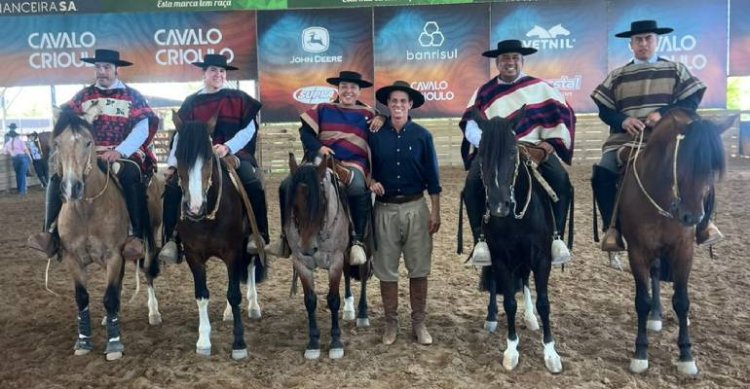 Equipo chileno fue ovacionado en Esteio durante su paso por el 