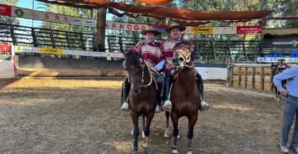 Jaime Muñoz y Francisco Mena fueron campeones en el reñido Rodeo de Cumpeo