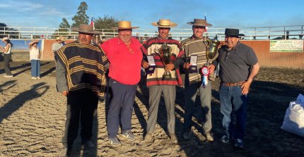 Oyarzún y Alvarez ganaron el Interasociaciones de Castro y alcanzaron el requisito