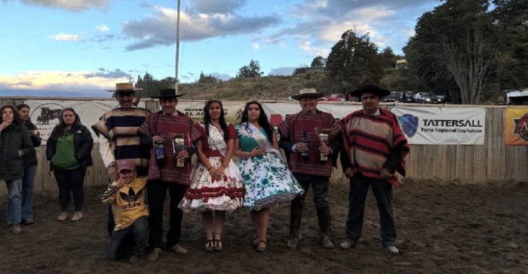 Humberto Vidal y Franco Díaz se quedaron con el Rodeo Libre de Bahía Murta en Puerto Tranquilo