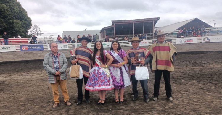 Carlos Salamé y Davis Huerta completaron en el Rodeo del Club Hualpin