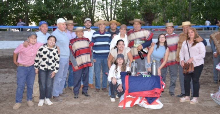 Con carrera perfecta y desempate: Flores y Yáñez ganaron para completar