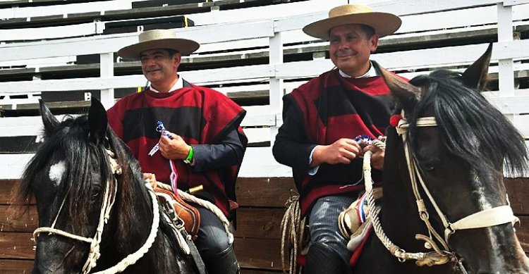 Ananías y Mena lograron triunfo con gran gesto en la Primera Libre A del Clasificatorio Sur