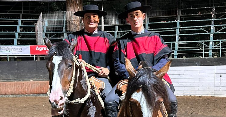 Meza y Cornejo lograron un memorable triunfo familiar en la Serie Potros de San Clemente