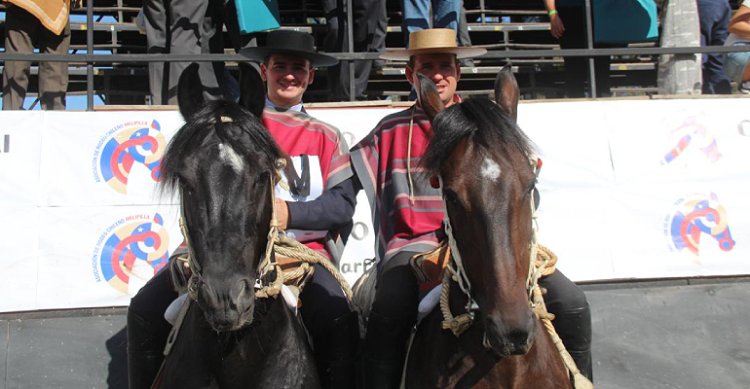 Agua de los Campos logró un lindo premio familiar en la Serie Mixta de Melipilla