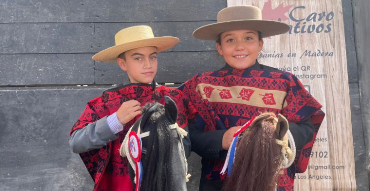 Trinidad Retamal y Rafael Riquelme tuvieron un bello triunfo en la Serie Caballito de Palo