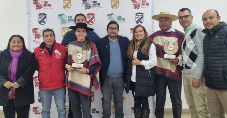 Municipalidad de San Rafael brindó homenaje a Rufino y Valentina Hernández