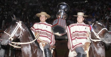 En Spotify: Escucha los capítulos con los campeones en Rancagua en "Mano a Mano con CaballoyRodeo"