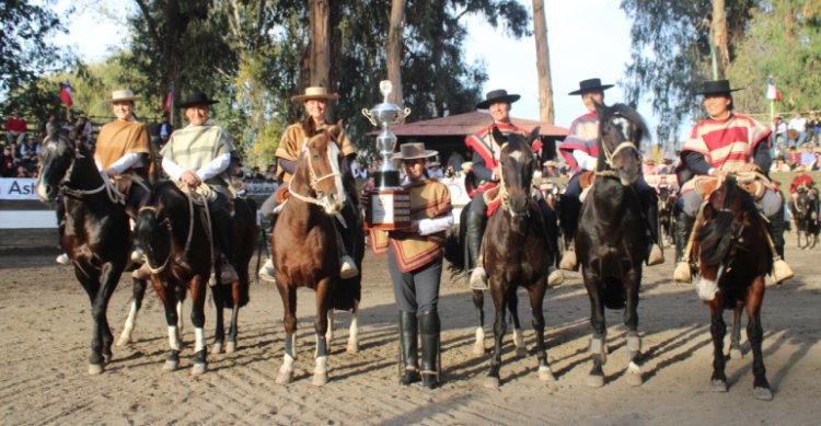 Organizadoras del XIV Nacional Femenino: 