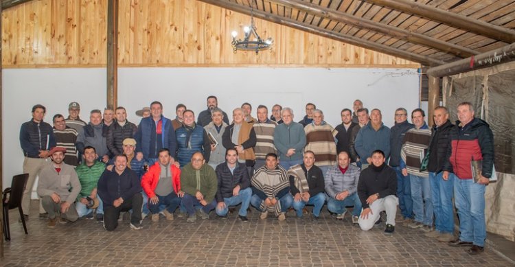 Criadores de Linares realizaron su reunión anual en un grato ambiente