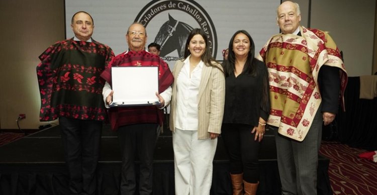 Criadores de Petorca recibieron dos premios: Mejores exposición y rodeo para criadores
